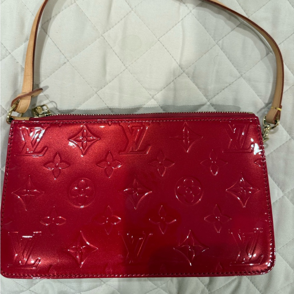 Louis Vuitton Women's Vernis Red Monogram Lexington Patent Leather Handbag